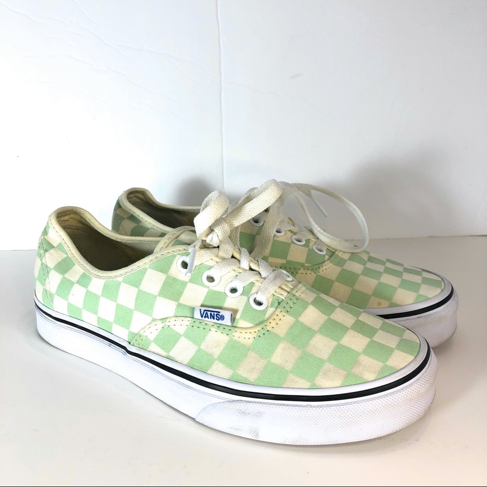 Vans Classic Lace Up Checkerboard Women’s 7.5